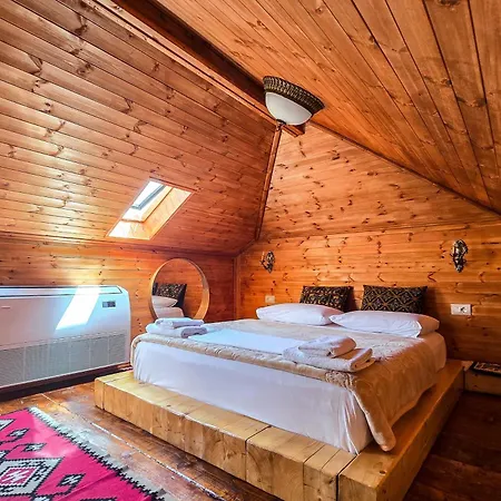 Silver Hill Guesthouse Gjirokastër Extérieur photo